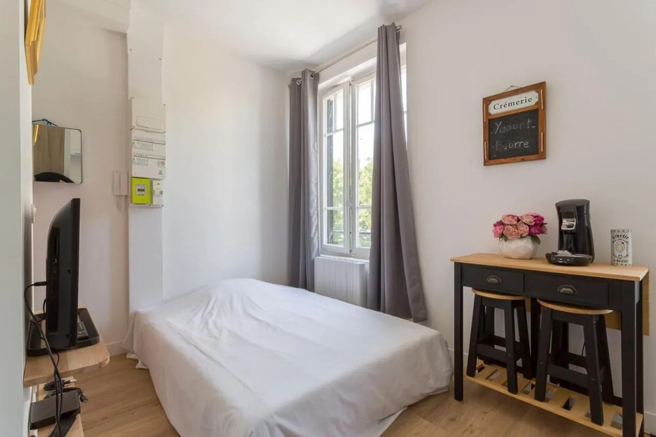 Le George Gouy-Joli Studio- Debourg Gerland contacts